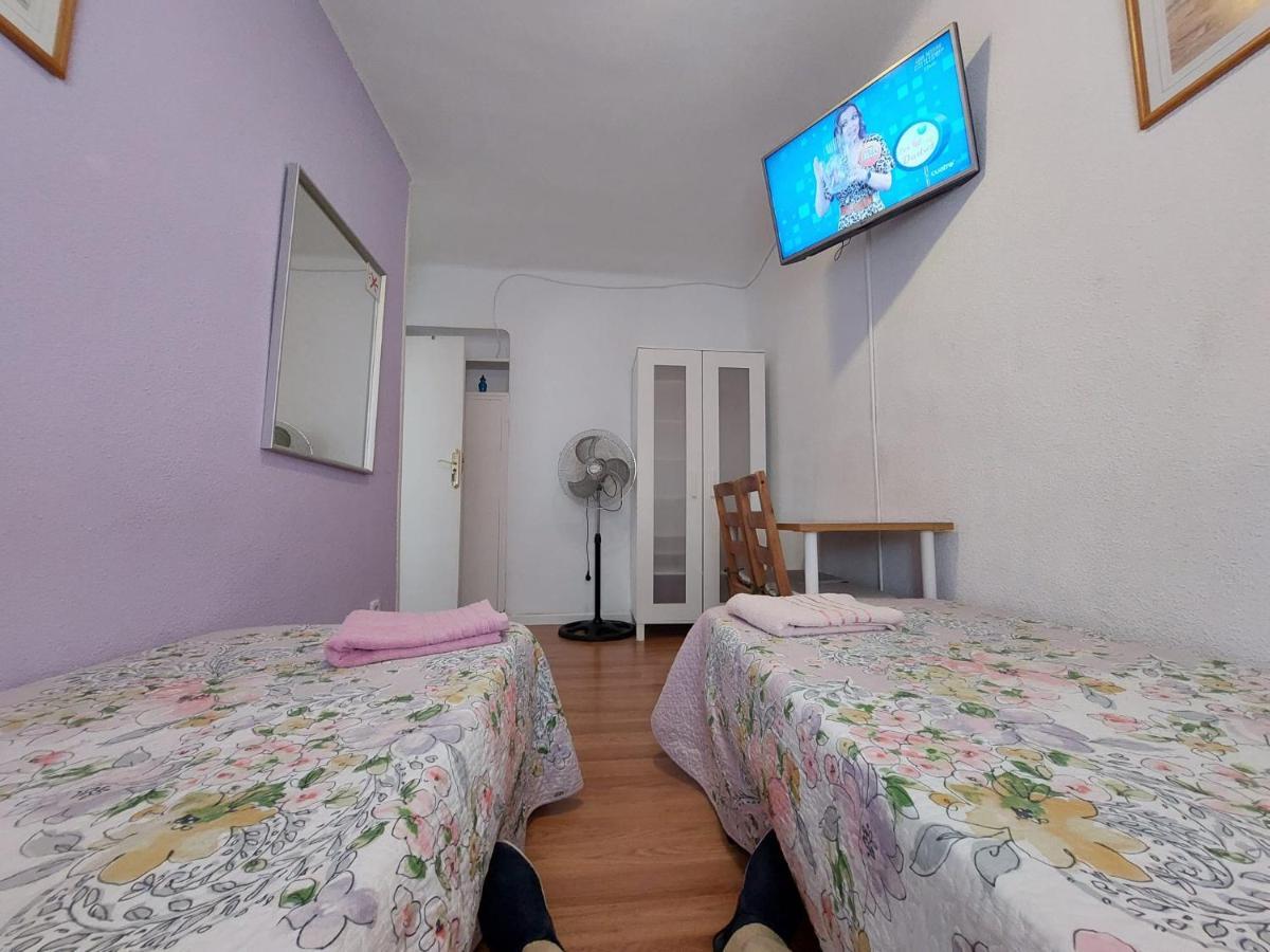 Homestay Olivos มาดริด ภายนอก รูปภาพ