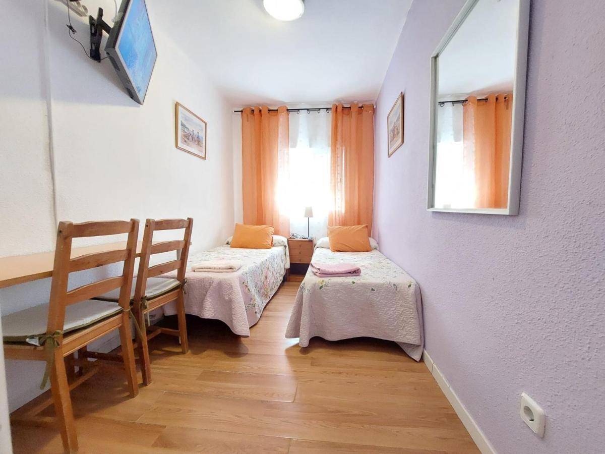 Homestay Olivos มาดริด ภายนอก รูปภาพ