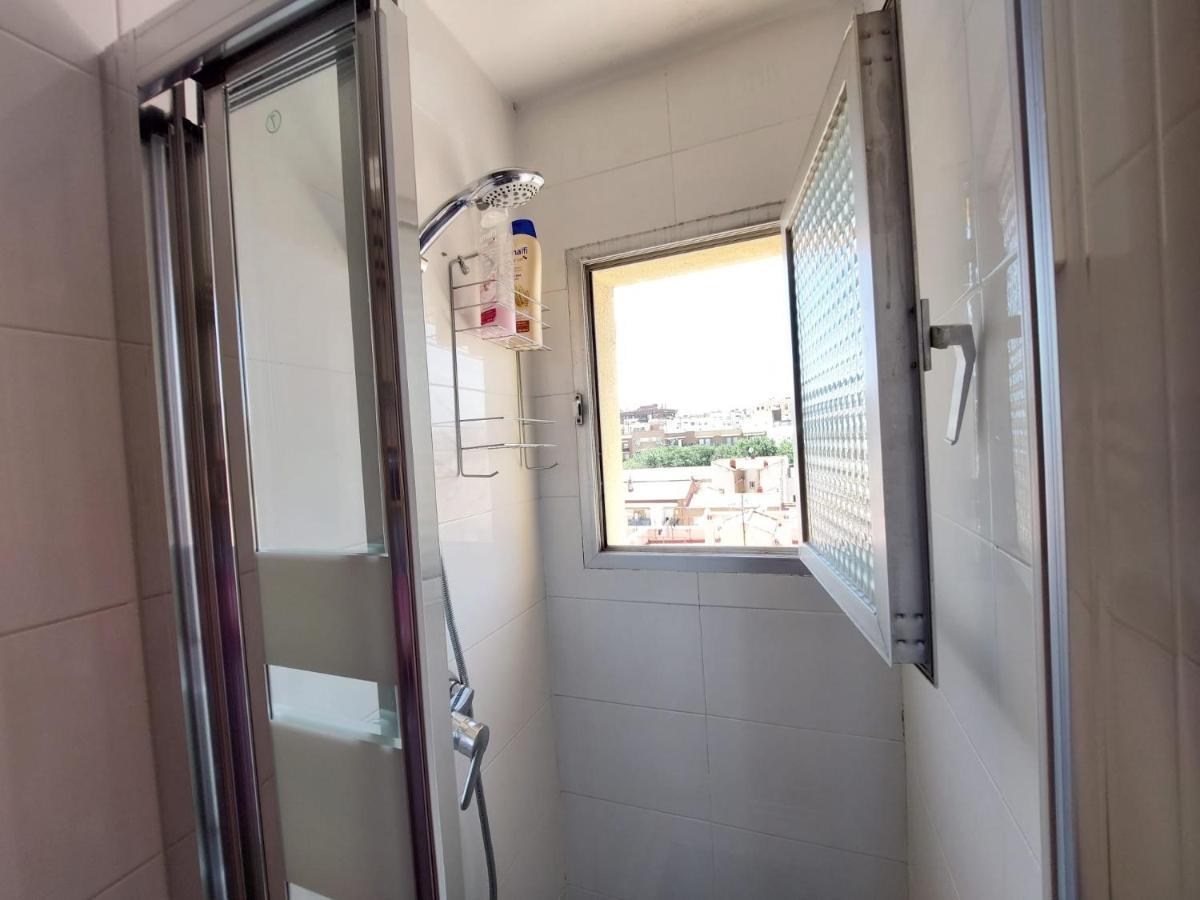 Homestay Olivos มาดริด ภายนอก รูปภาพ